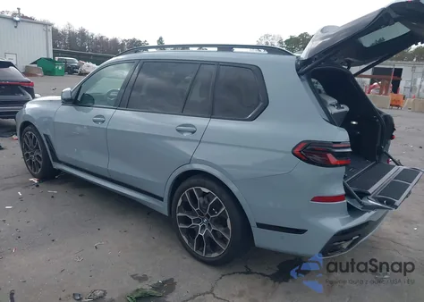 2026 BMW X7 xDrive40I z USA, uszkodzony, nr VIN 5UX23EM09T9087399